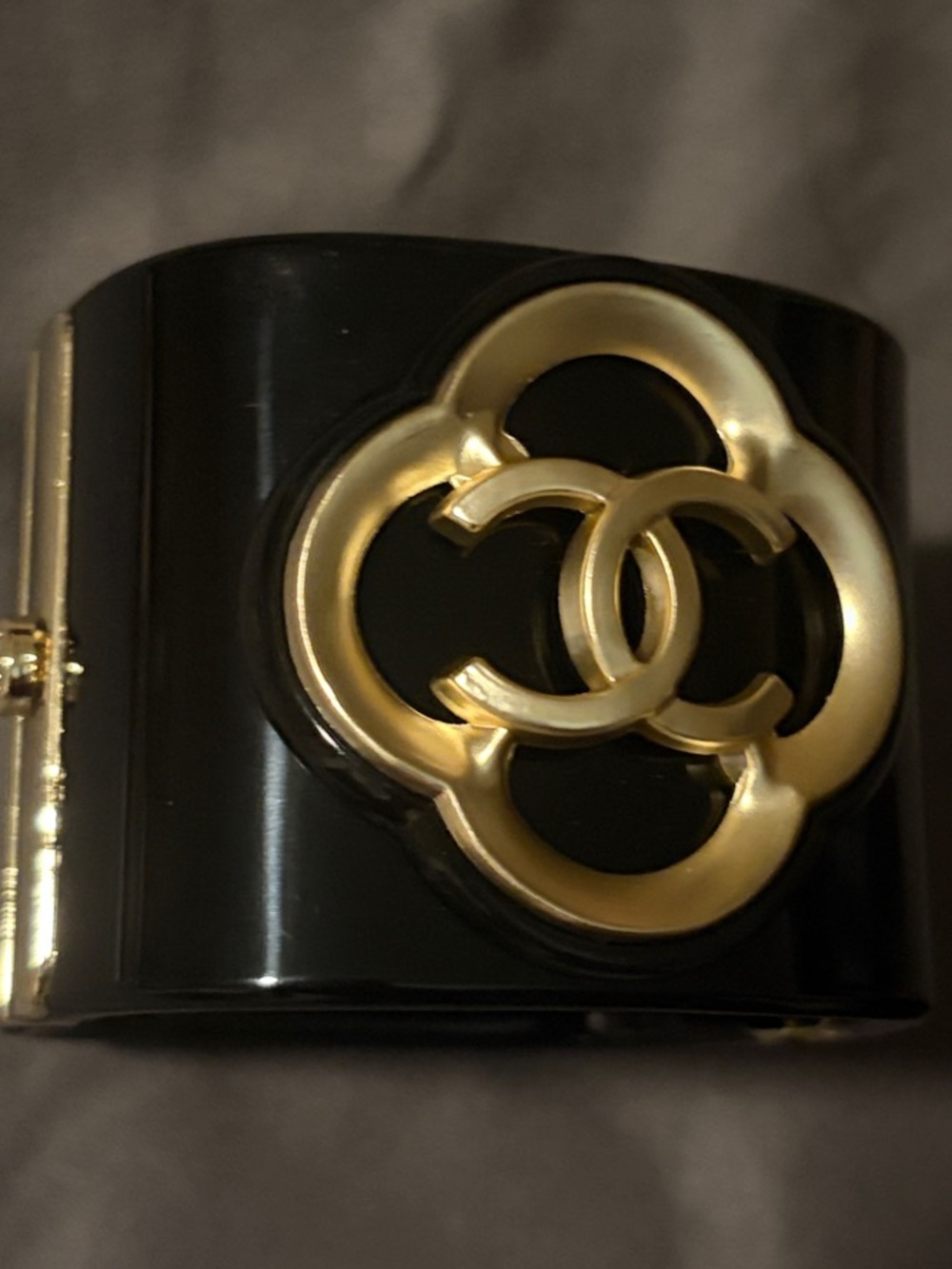 ✨ 🖤   Chanel CC Cuff   🖤✨